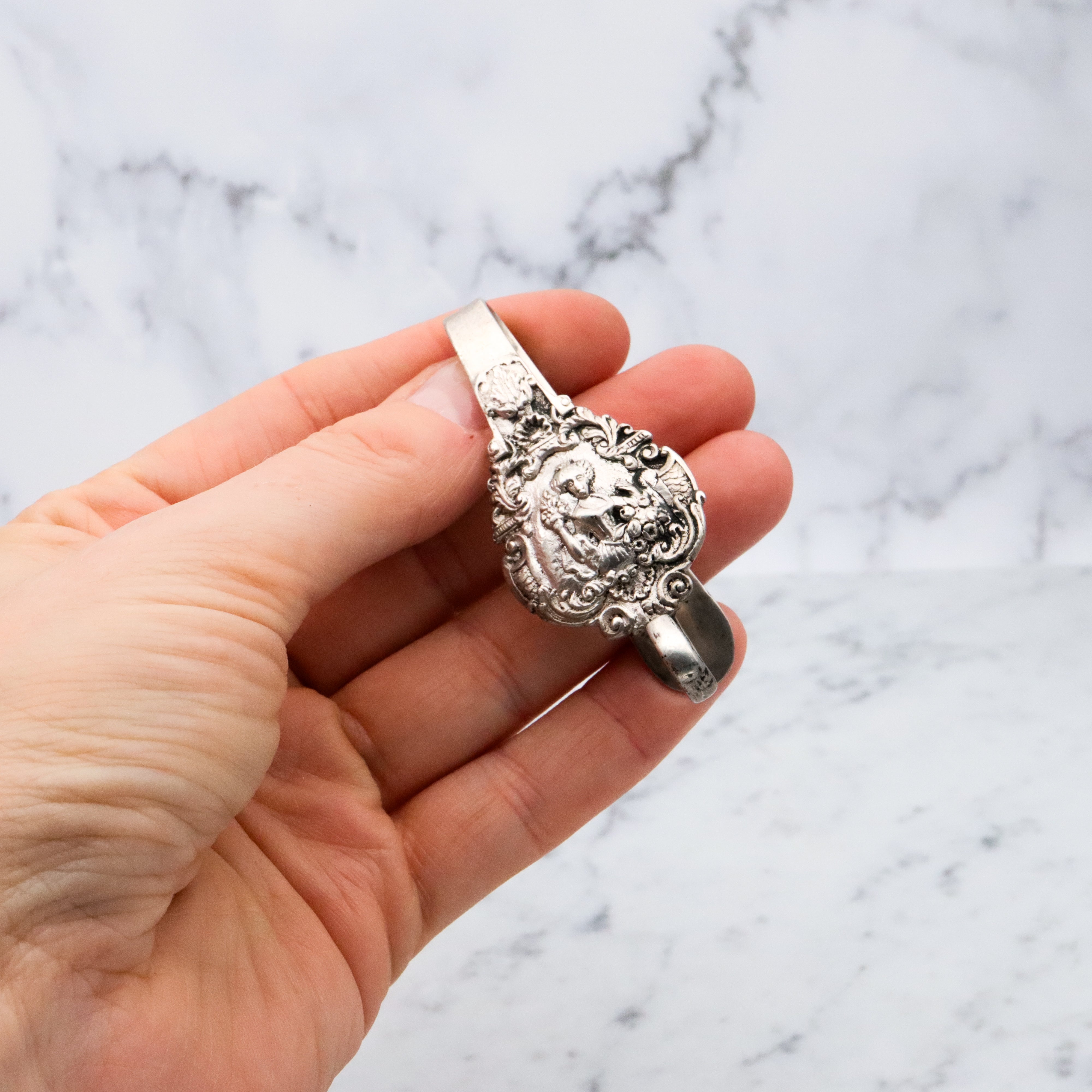 Antique 1853 Dutch silver chatelaine clip